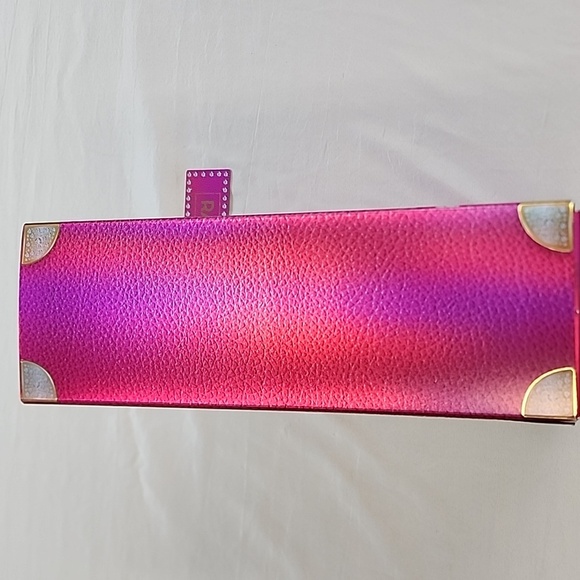 MAG Rainbow High Doll "PARIS HILTON" Fashion Doll Art Box Design Display Case - Picture 13 of 16